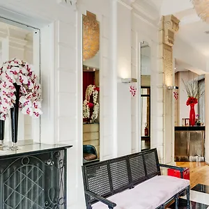 Le 123 Elysees - Astotel Parijs